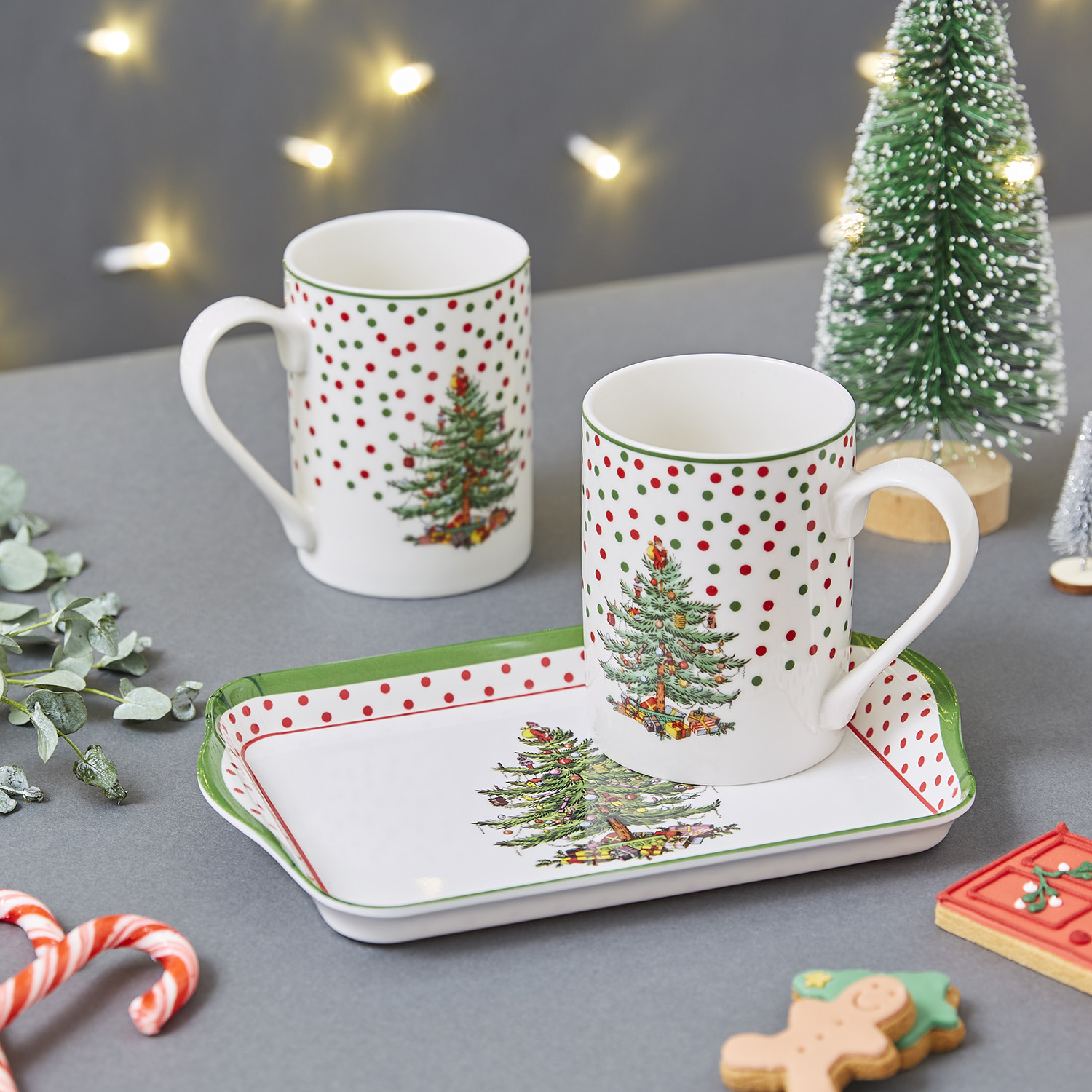 Christmas Tree Polka Dot Set of 2 Mugs and Tray image number null